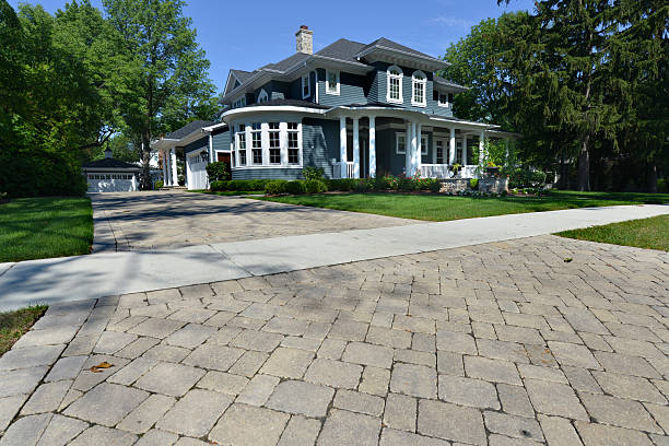 Best Local Driveway Pavers  in Riverside, IA
